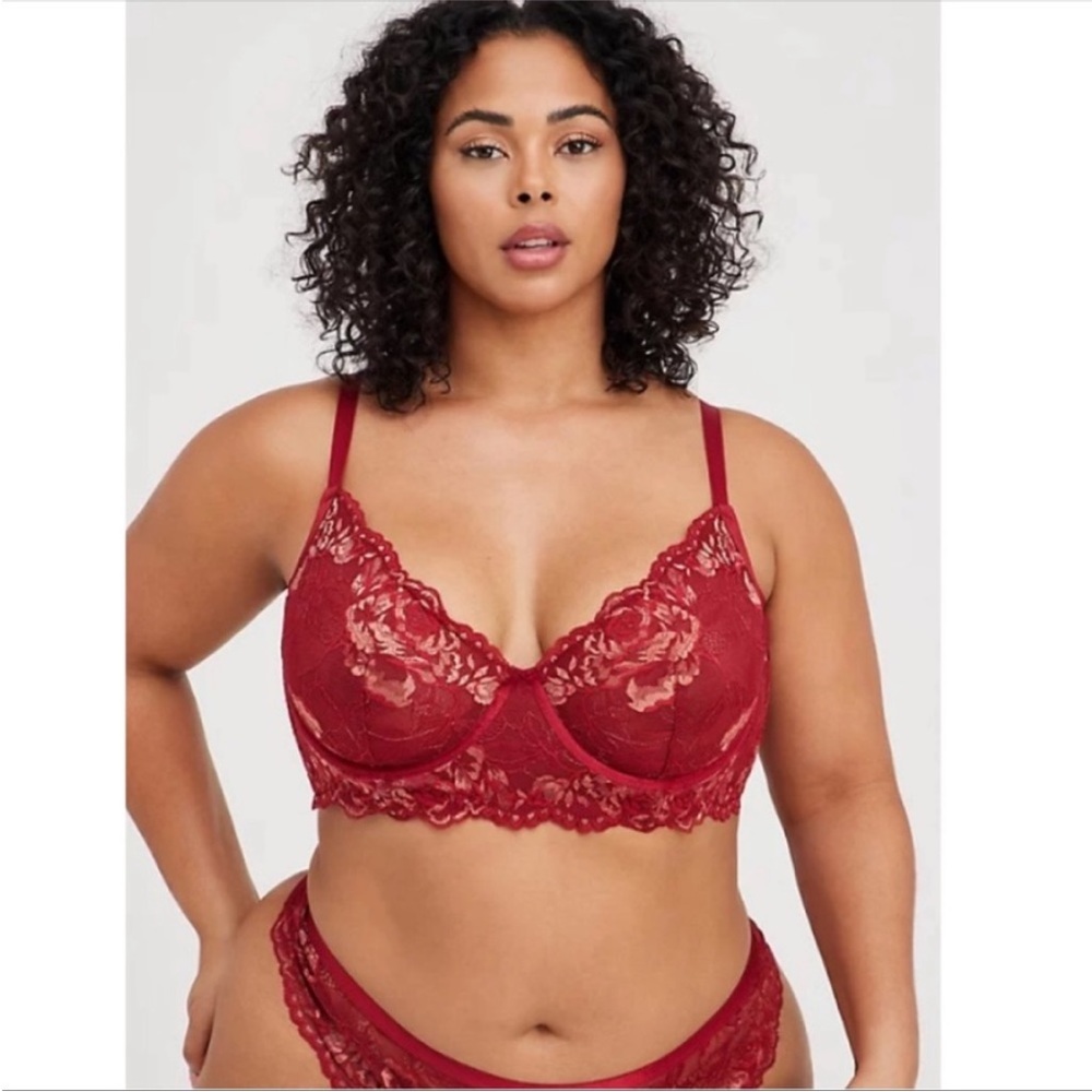 NWT TORRID sexy red & gold bralette bra